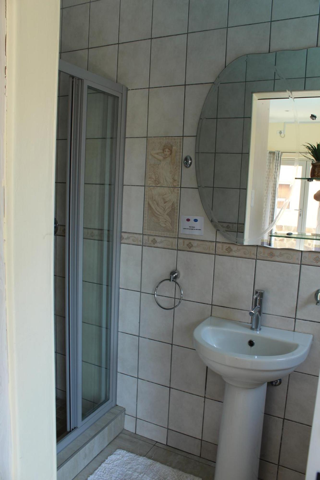 Esperanca Guesthouse ويندهوك المظهر الخارجي الصورة