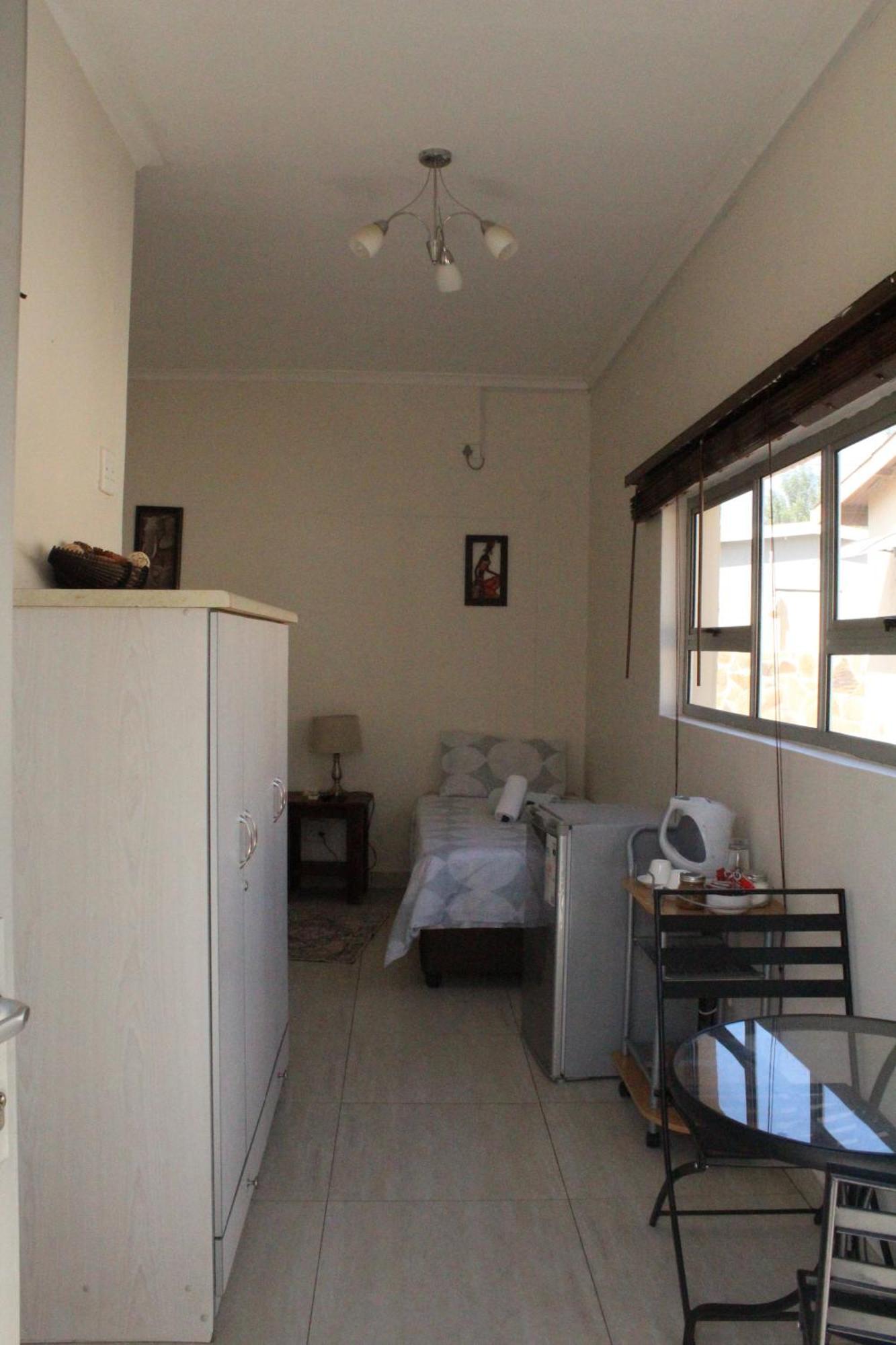 Esperanca Guesthouse ويندهوك المظهر الخارجي الصورة